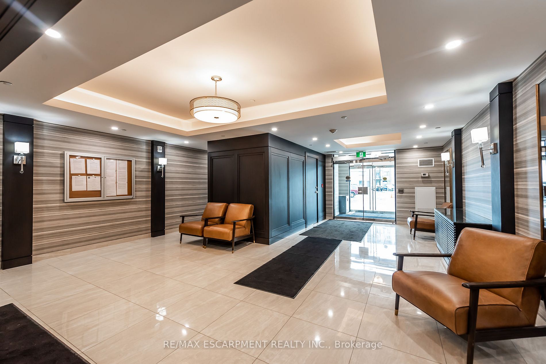 125 Shoreview Pl, #101