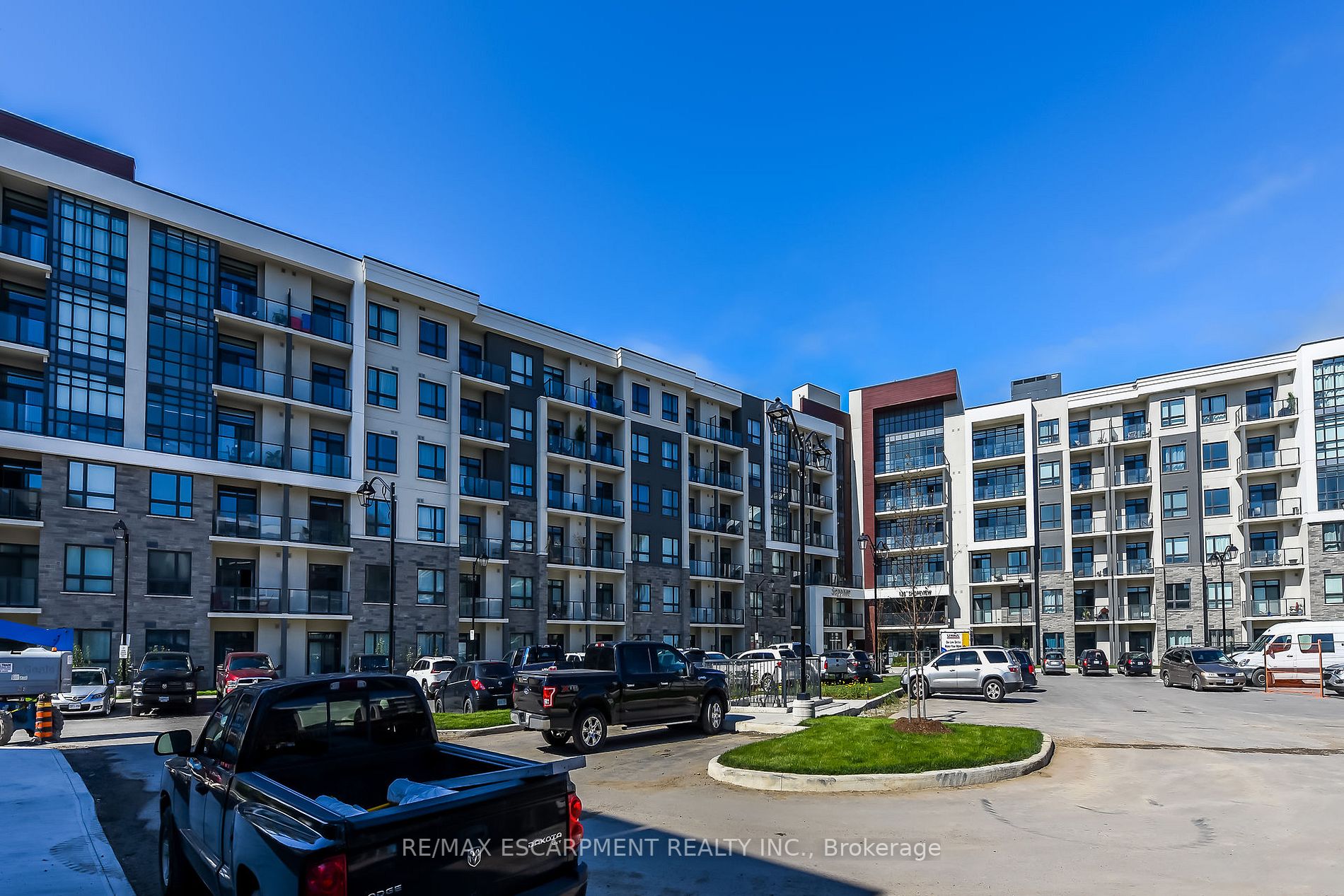 125 Shoreview Pl, #101