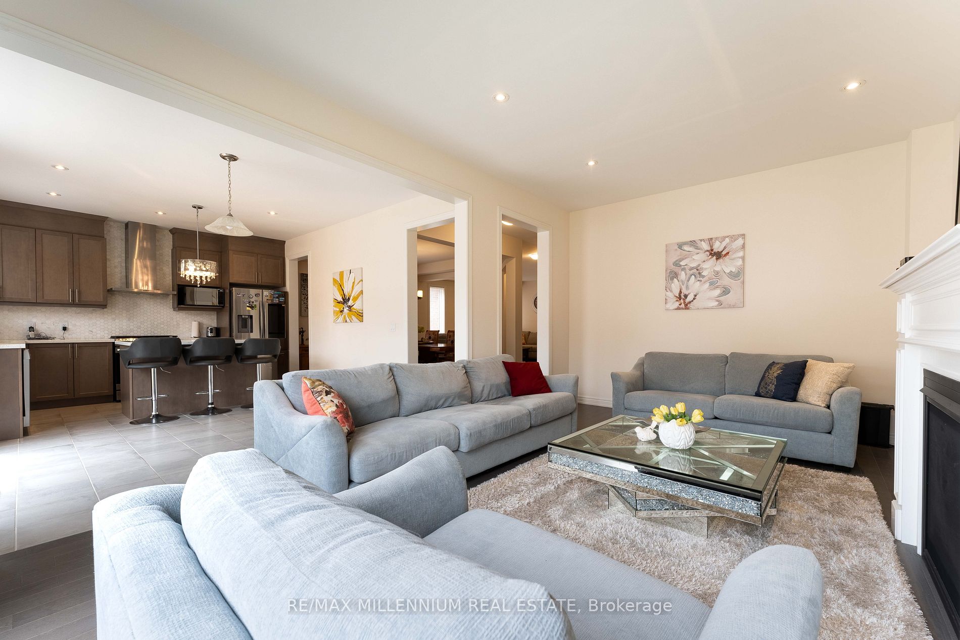 59 Findlay Dr