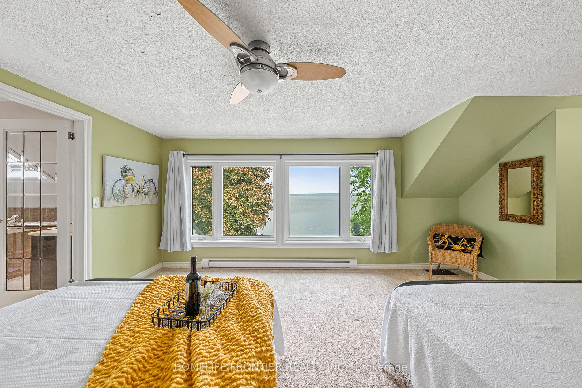 6 Lakeview Park Road