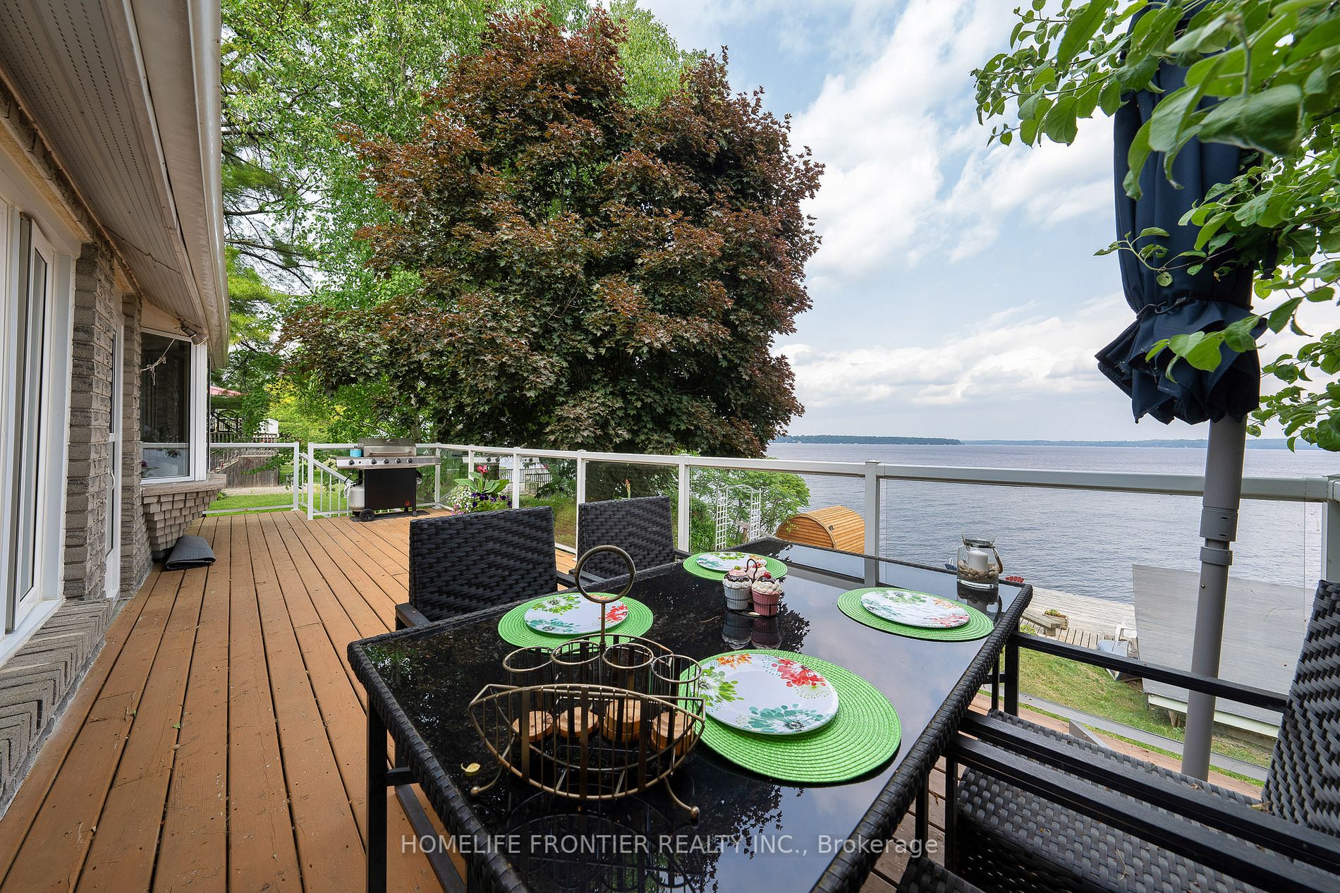 6 Lakeview Park Road