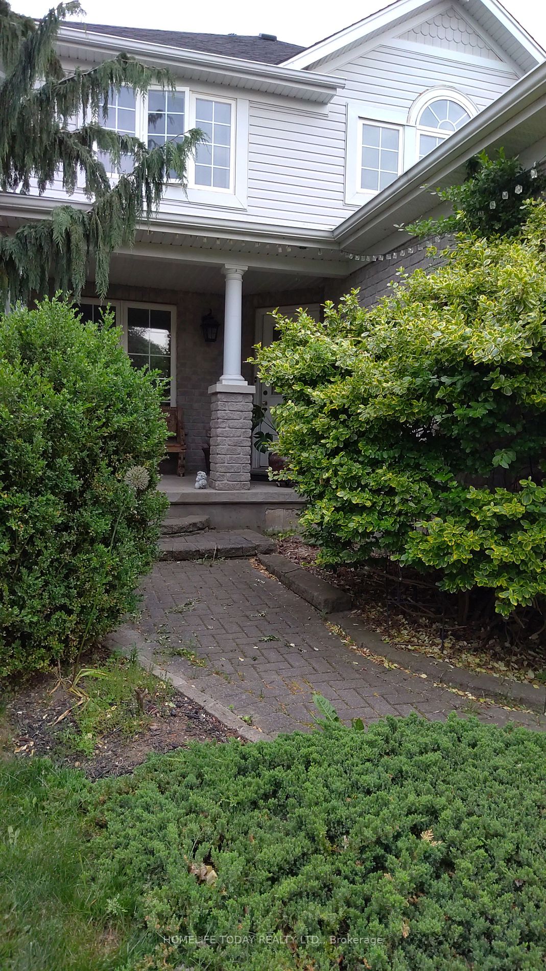 275 Farley Dr