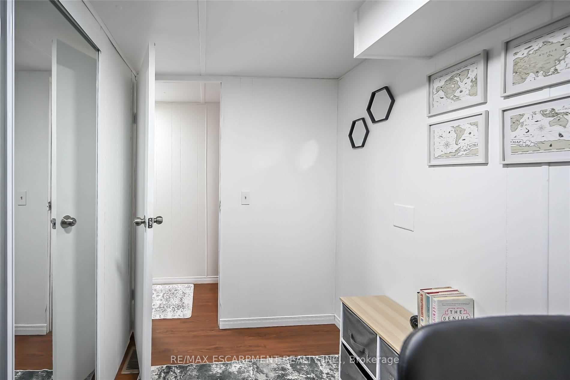 2189 Dundas St, #84