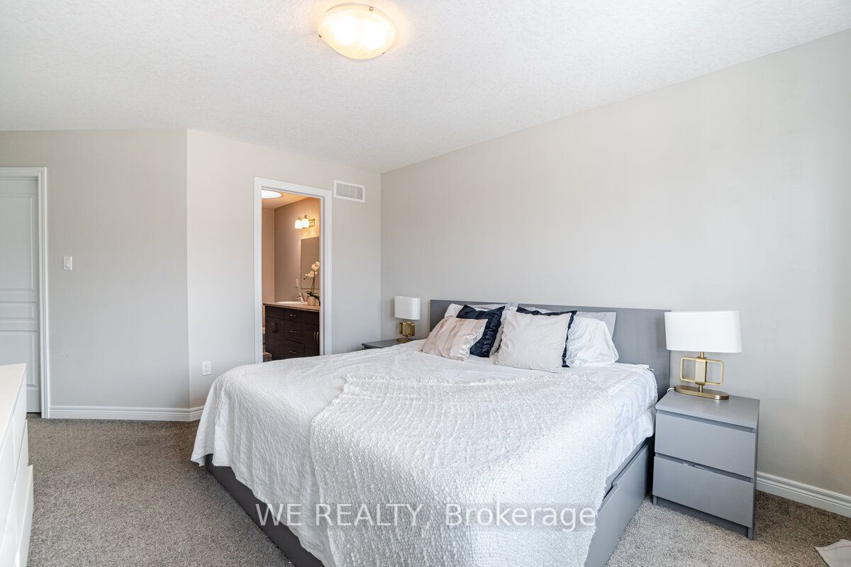 24 Lawson Street, #28