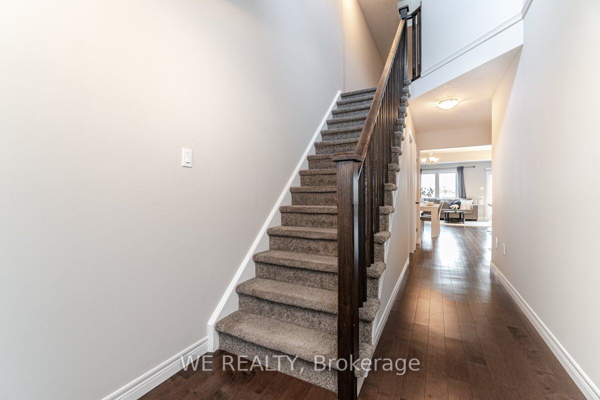 24 Lawson Street, #28