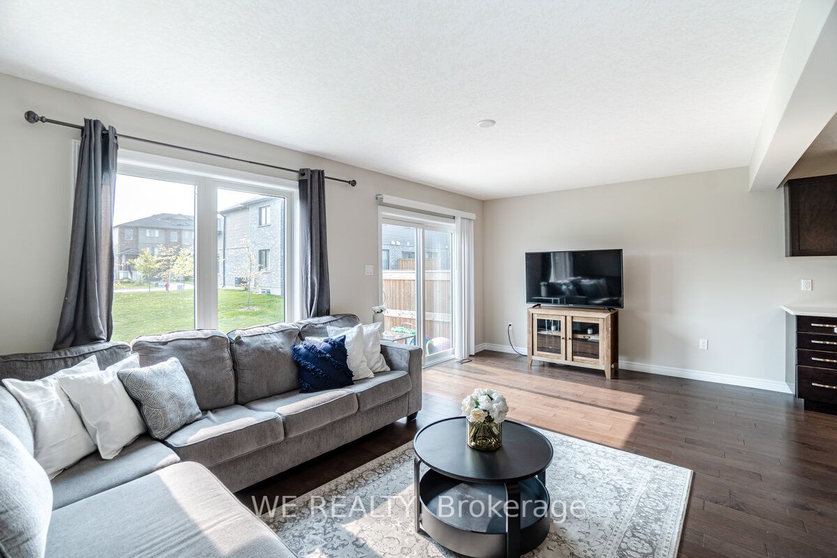 24 Lawson Street, #28