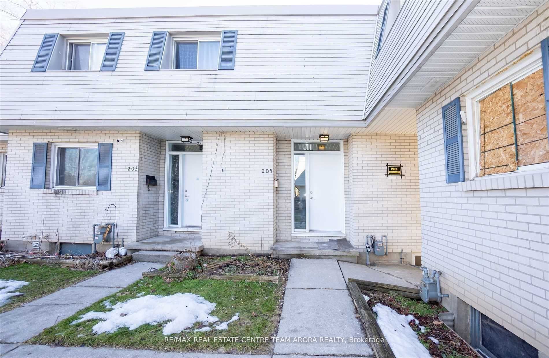 205 Boullee St, #26