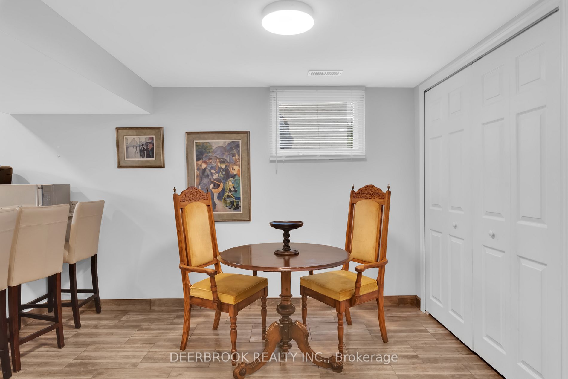 1255 Virginia Ave W