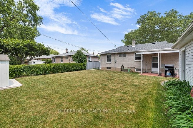 1255 Virginia Ave W