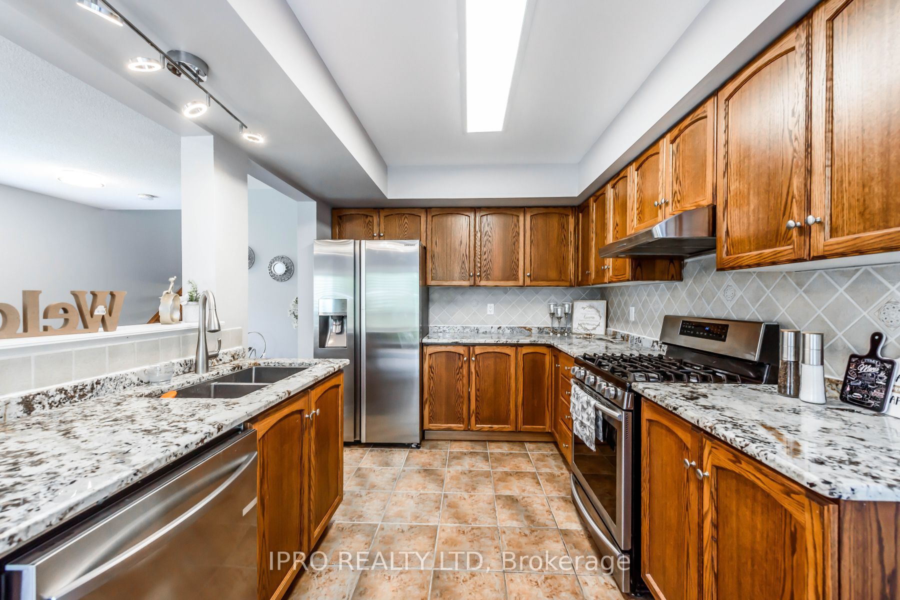 137 Whitefish Cres