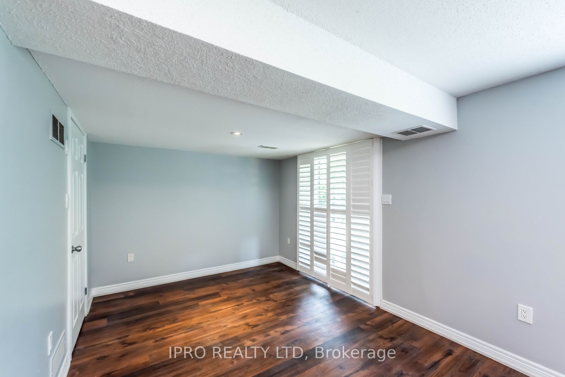 137 Whitefish Cres