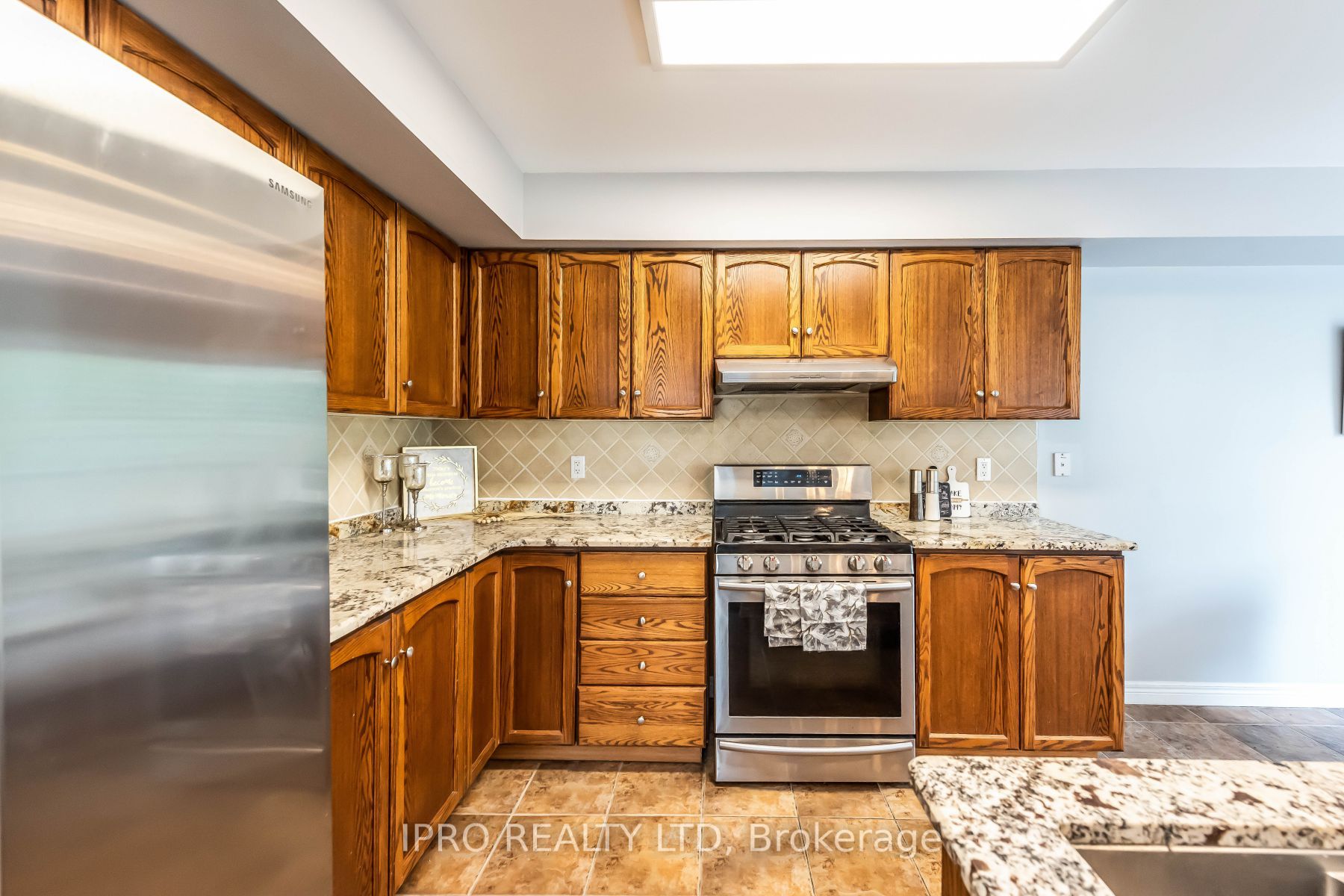 137 Whitefish Cres