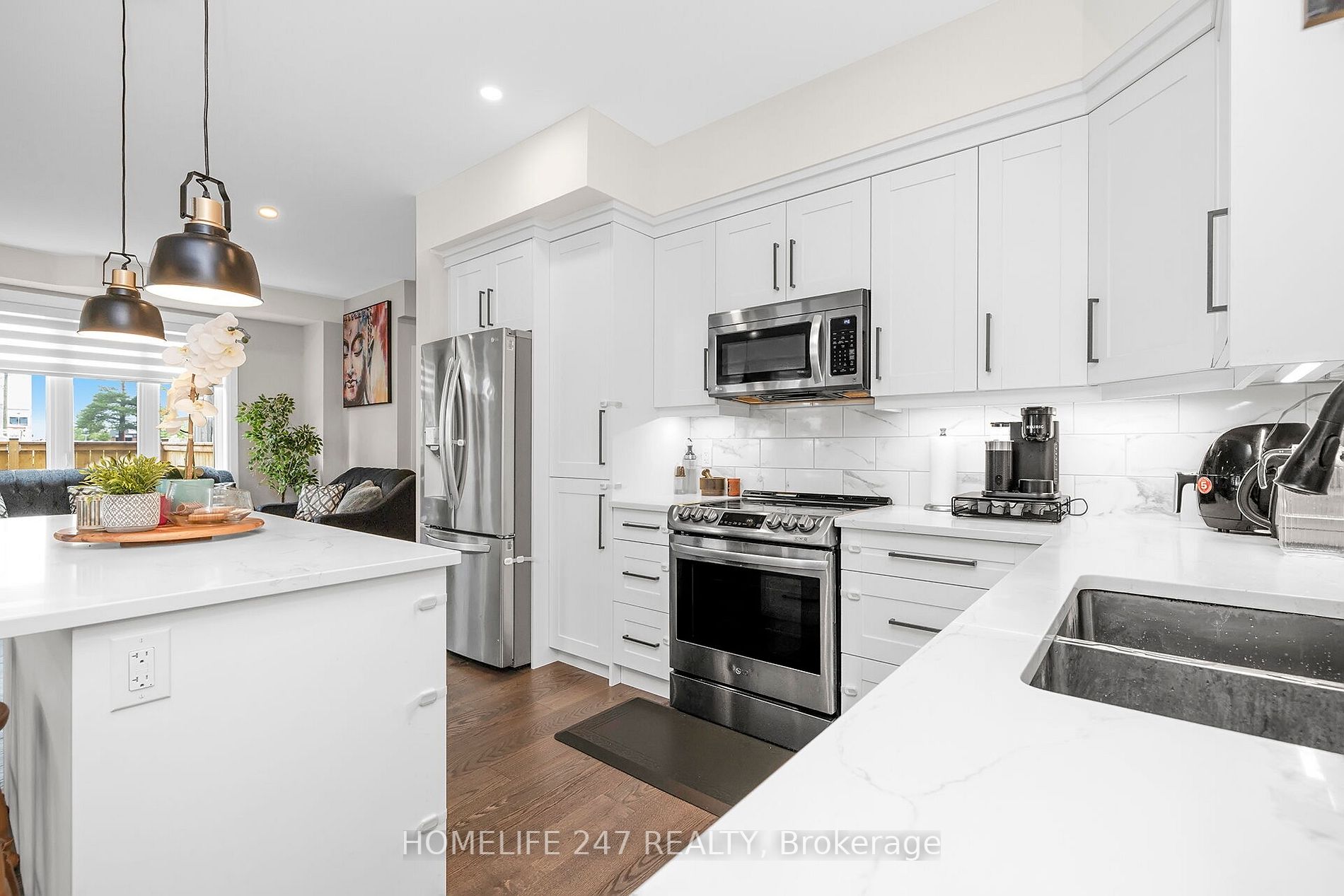23 Forfar Ave