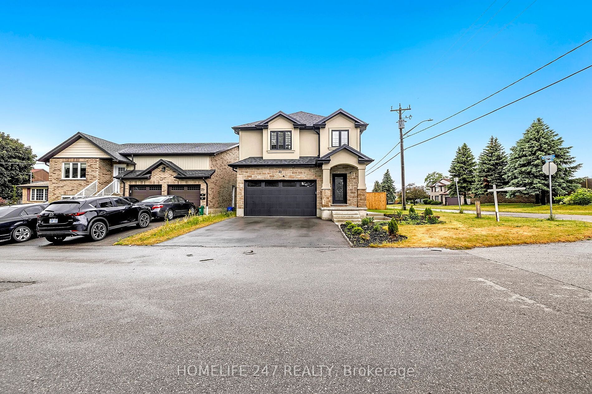 23 Forfar Ave