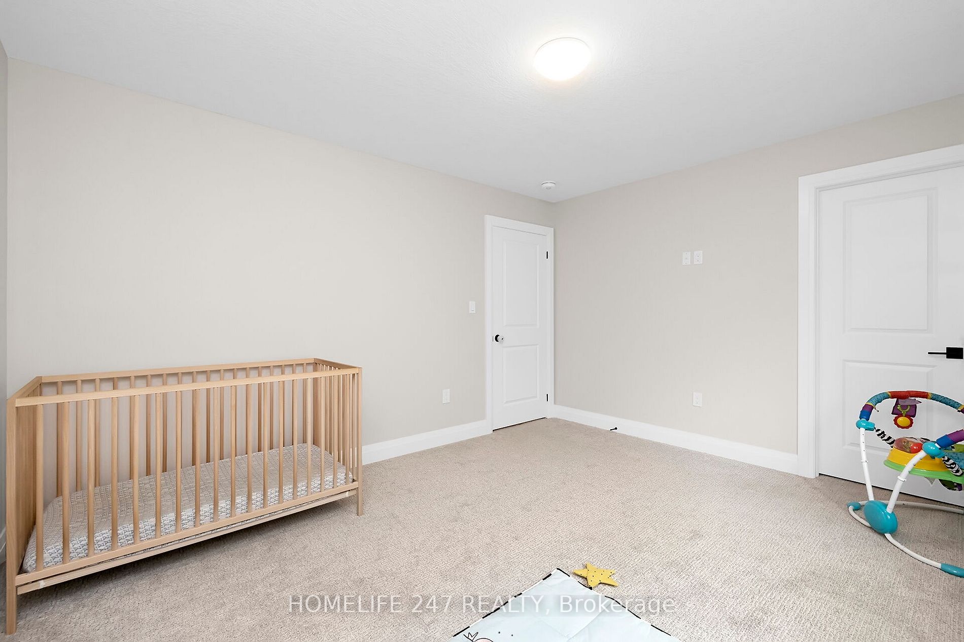 23 Forfar Ave
