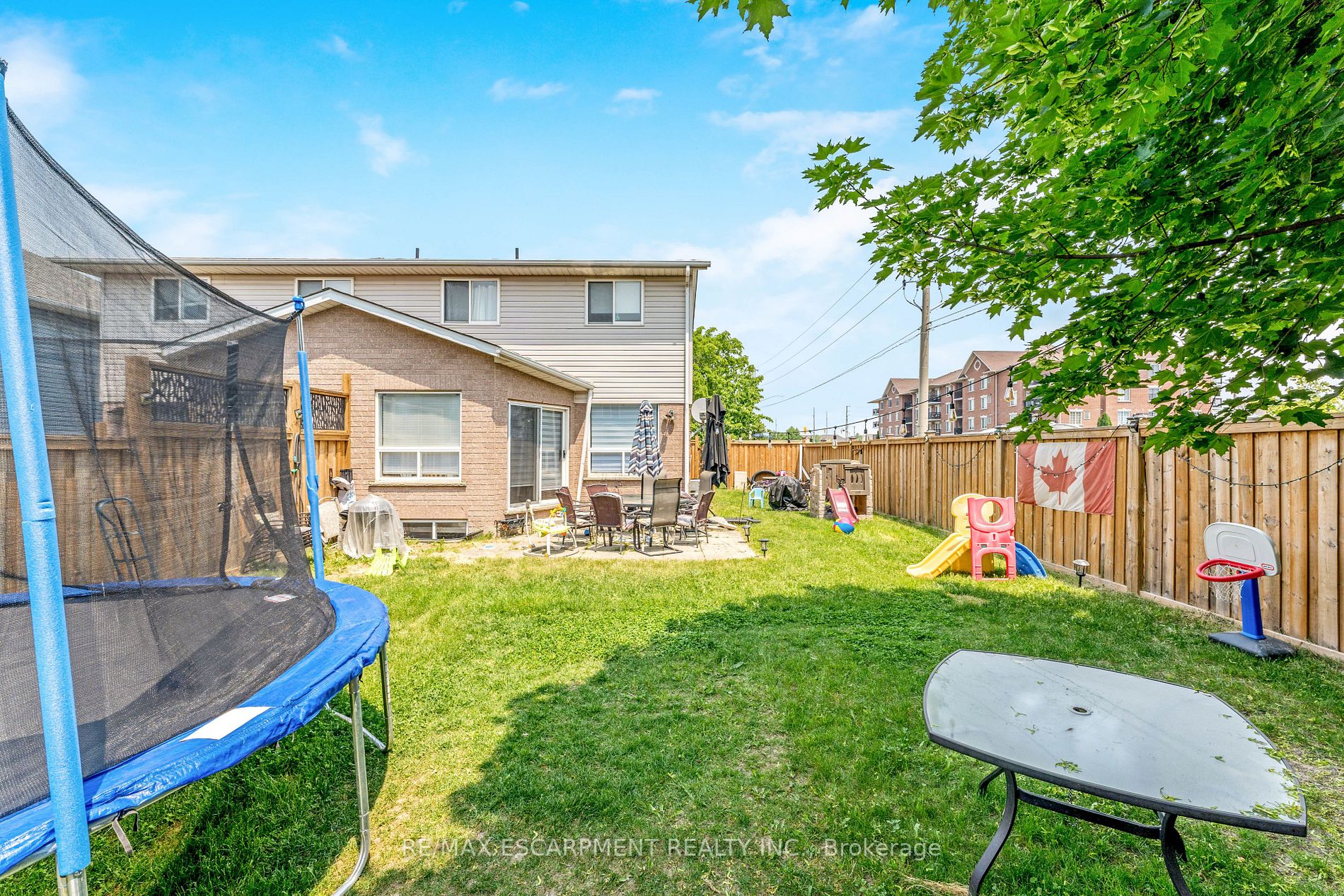 204 Silurian Dr