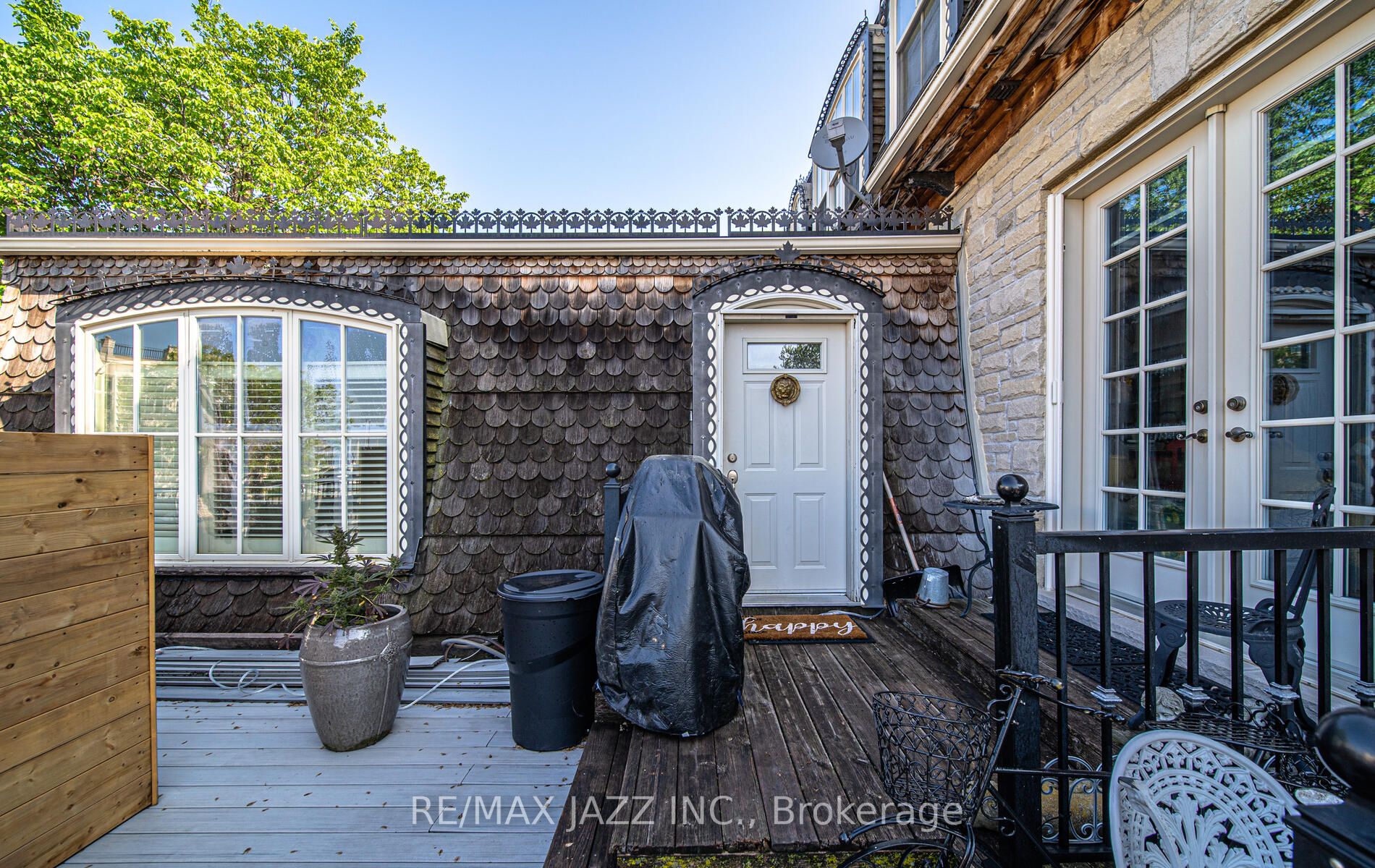 164 Division Street