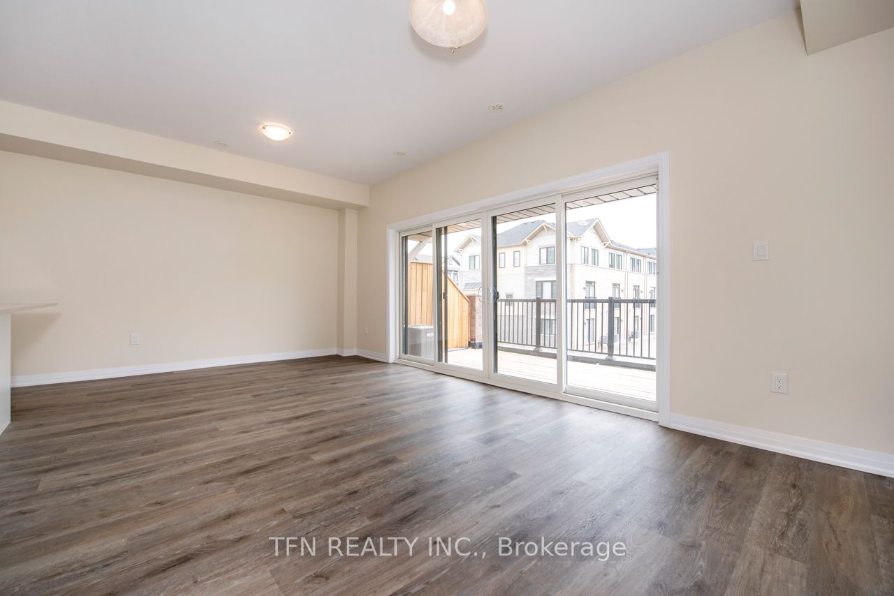185 Bedrock Dr, #3
