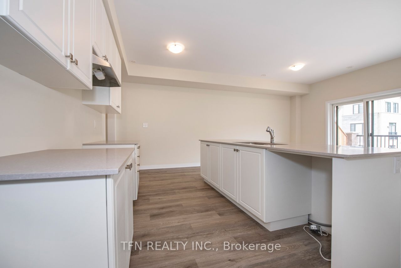 185 Bedrock Dr, #3