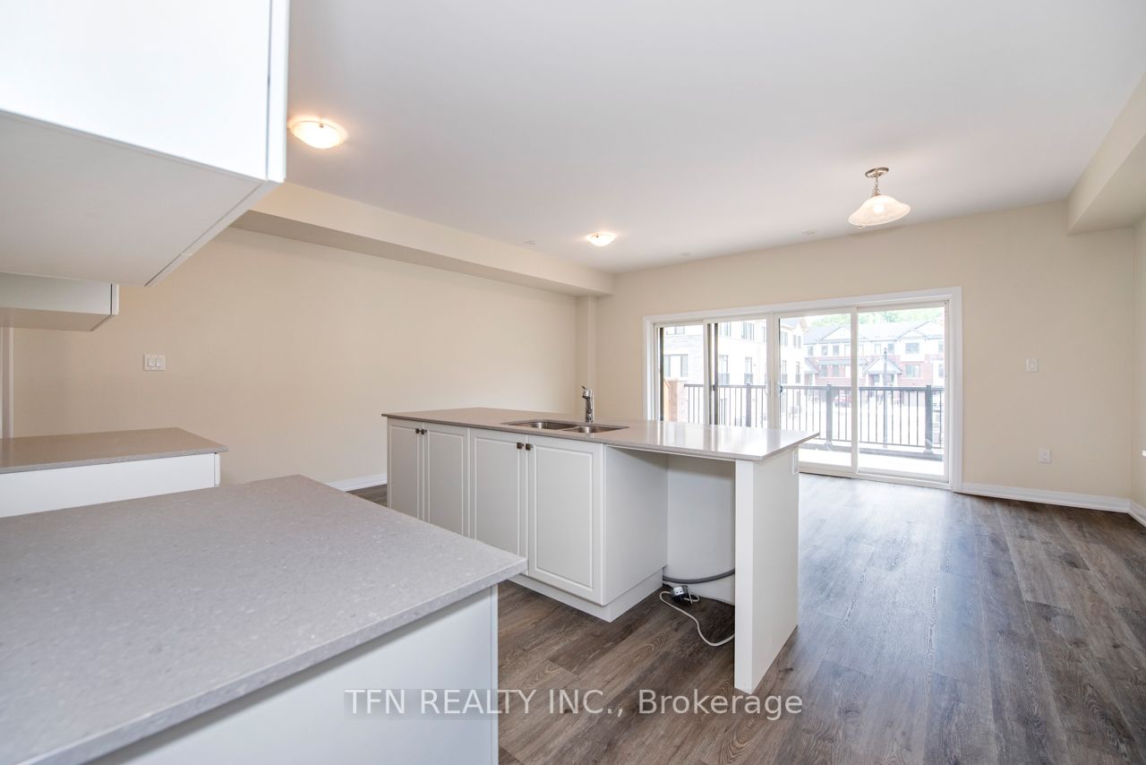 185 Bedrock Dr, #3