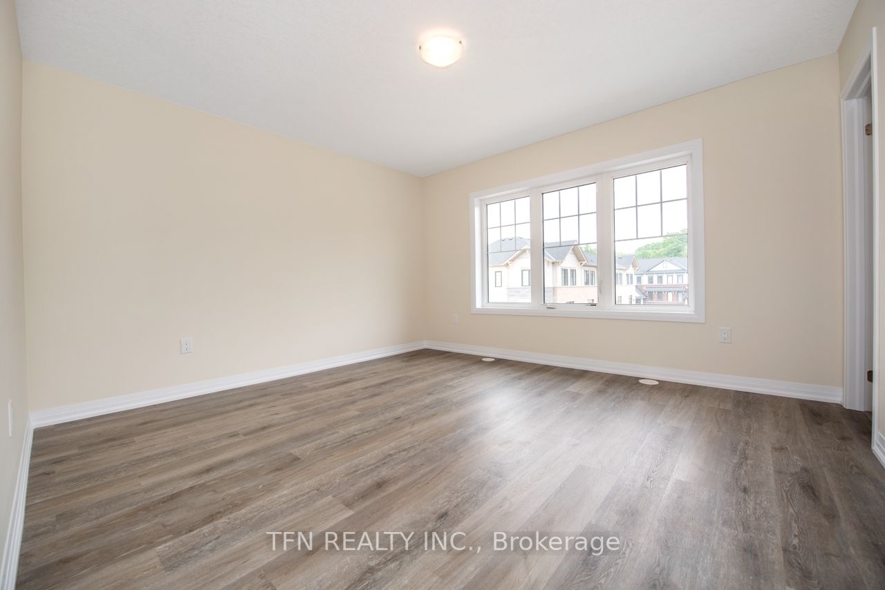 185 Bedrock Dr, #3