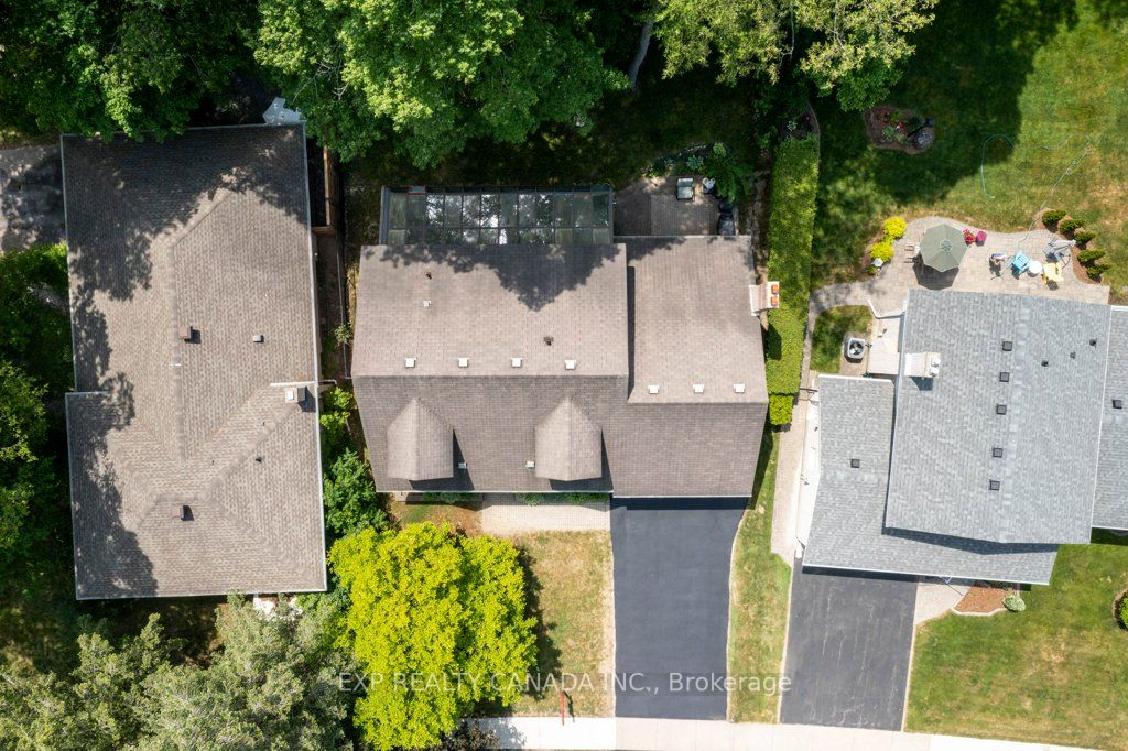 281 Parkmount Dr