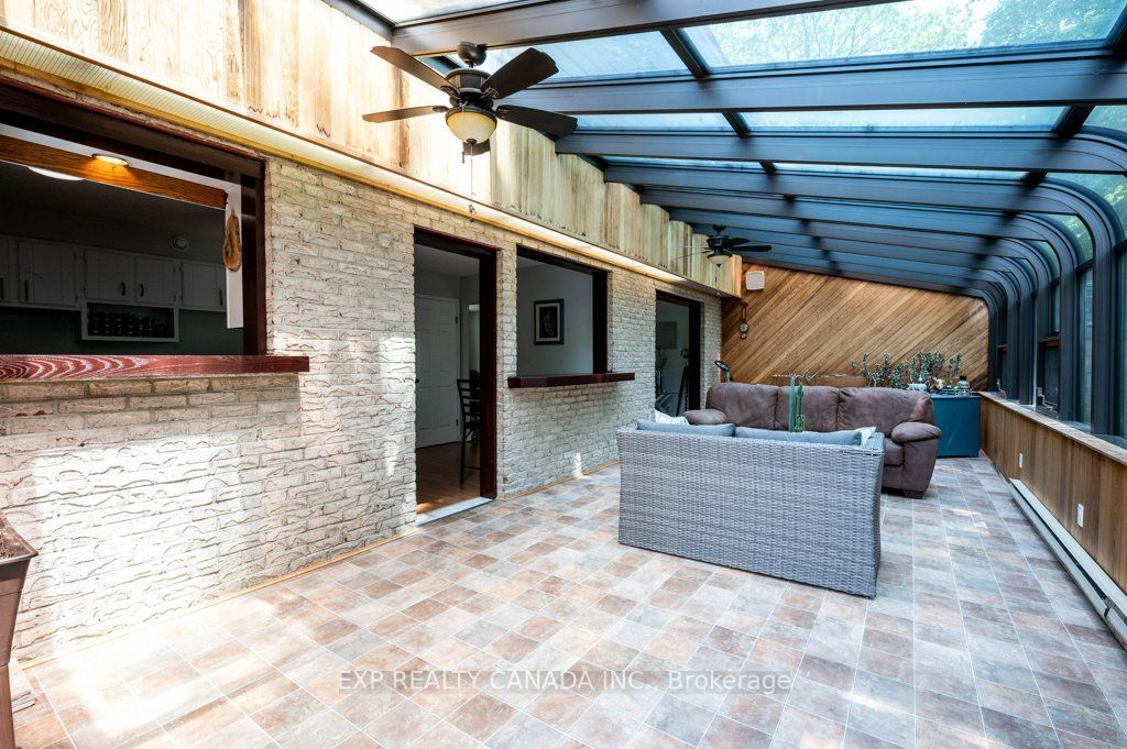 281 Parkmount Dr