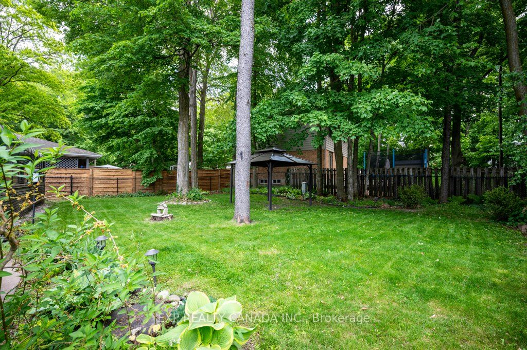 281 Parkmount Dr