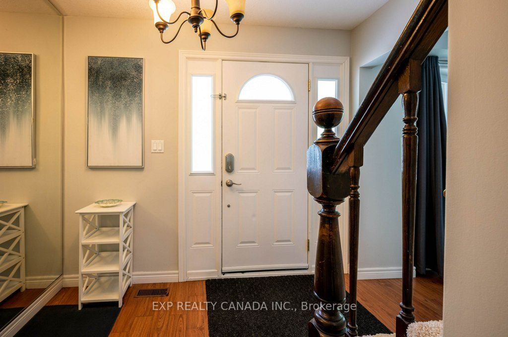 281 Parkmount Dr