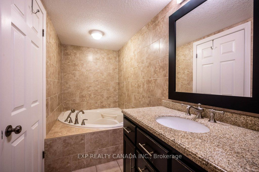 281 Parkmount Dr