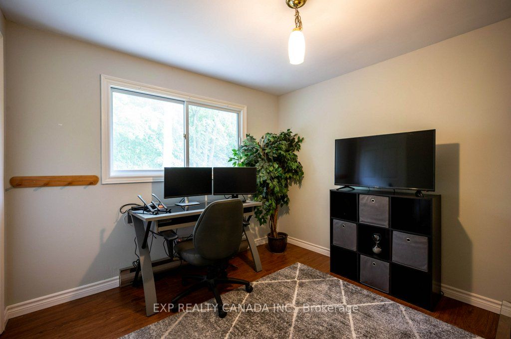 281 Parkmount Dr