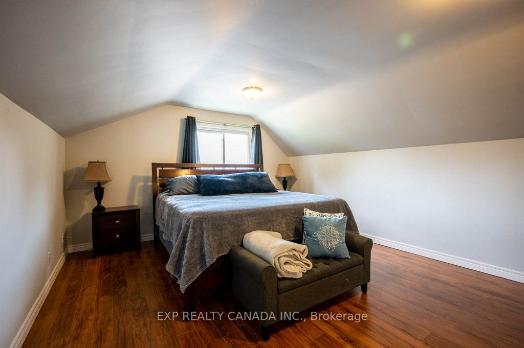 281 Parkmount Dr