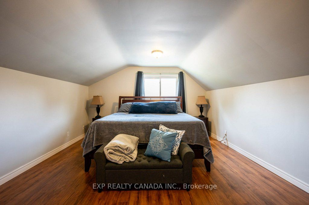 281 Parkmount Dr