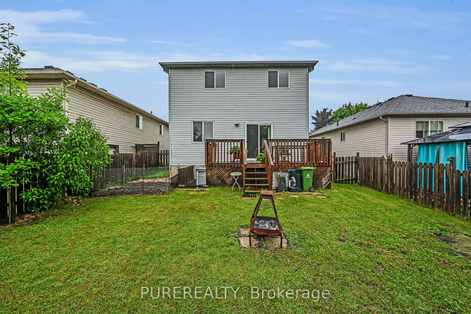 5 Longview Dr