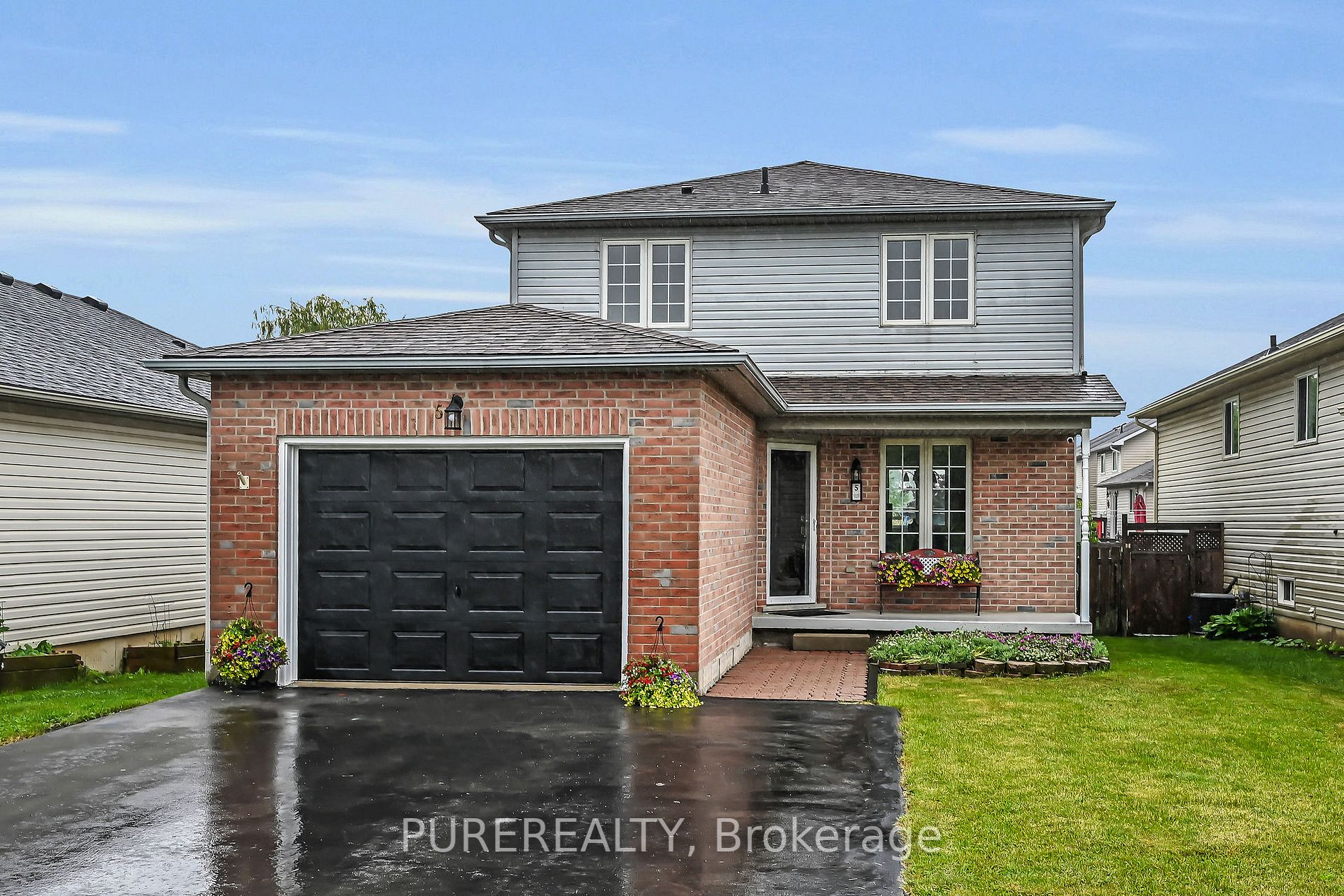 5 Longview Dr