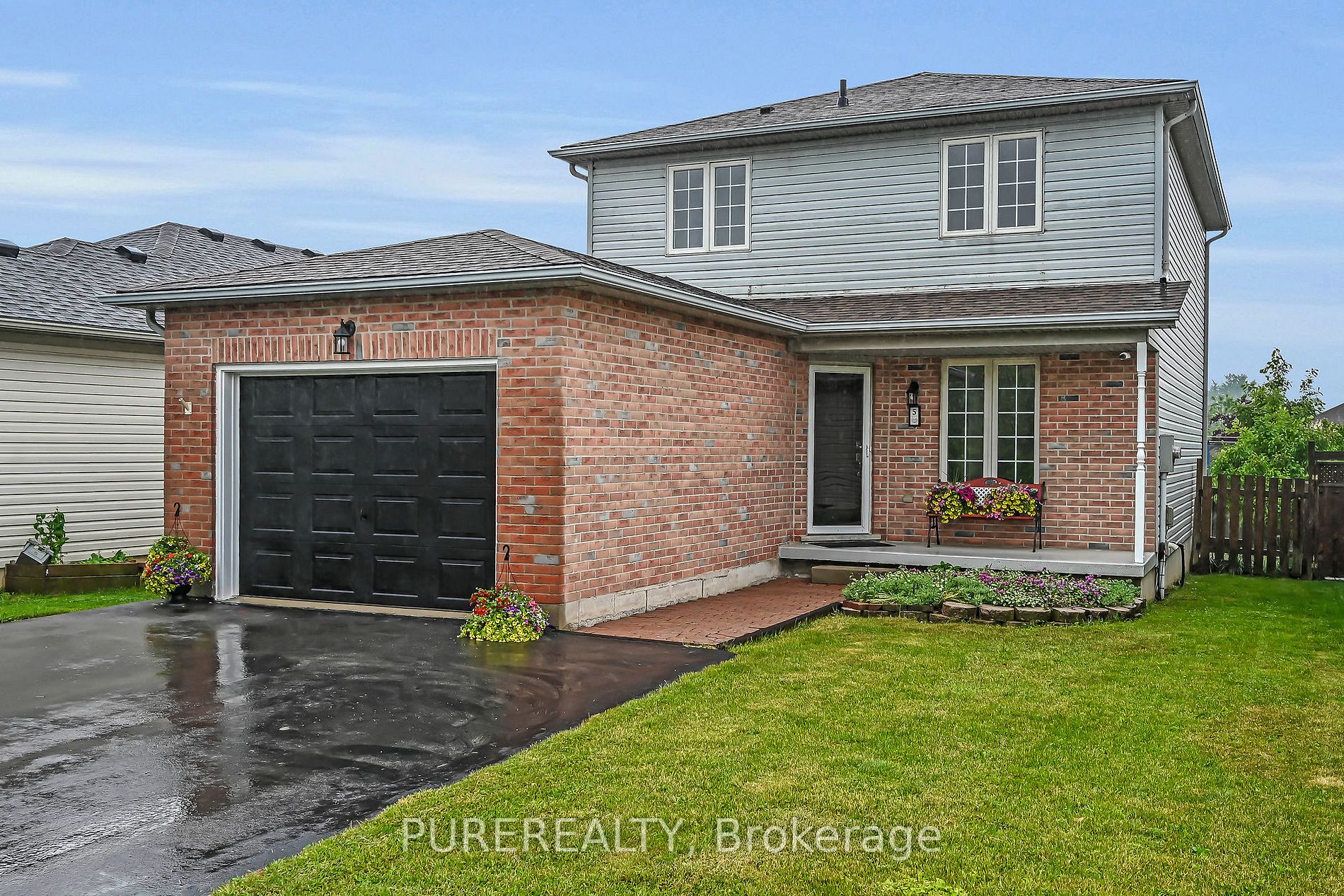 5 Longview Dr