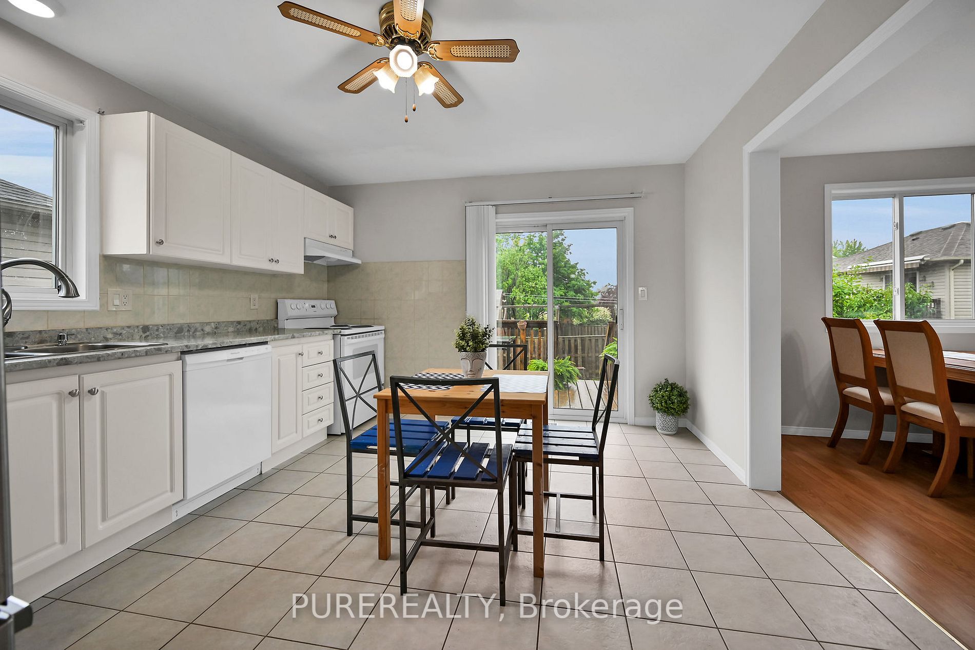 5 Longview Dr