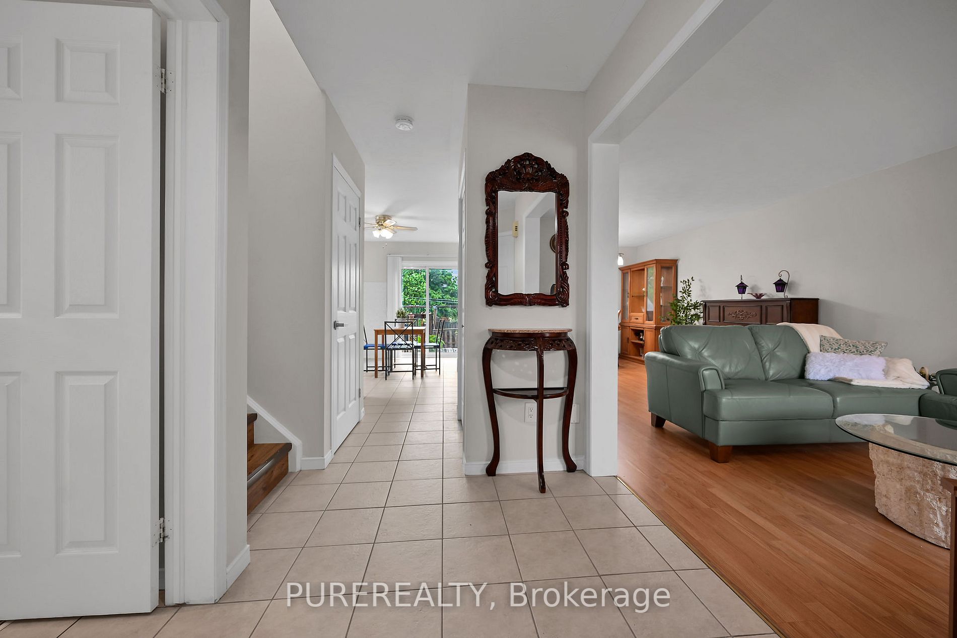 5 Longview Dr