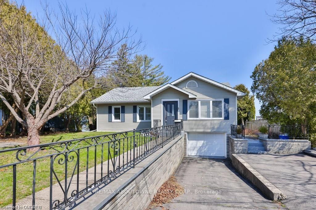 6 Tupper Blvd