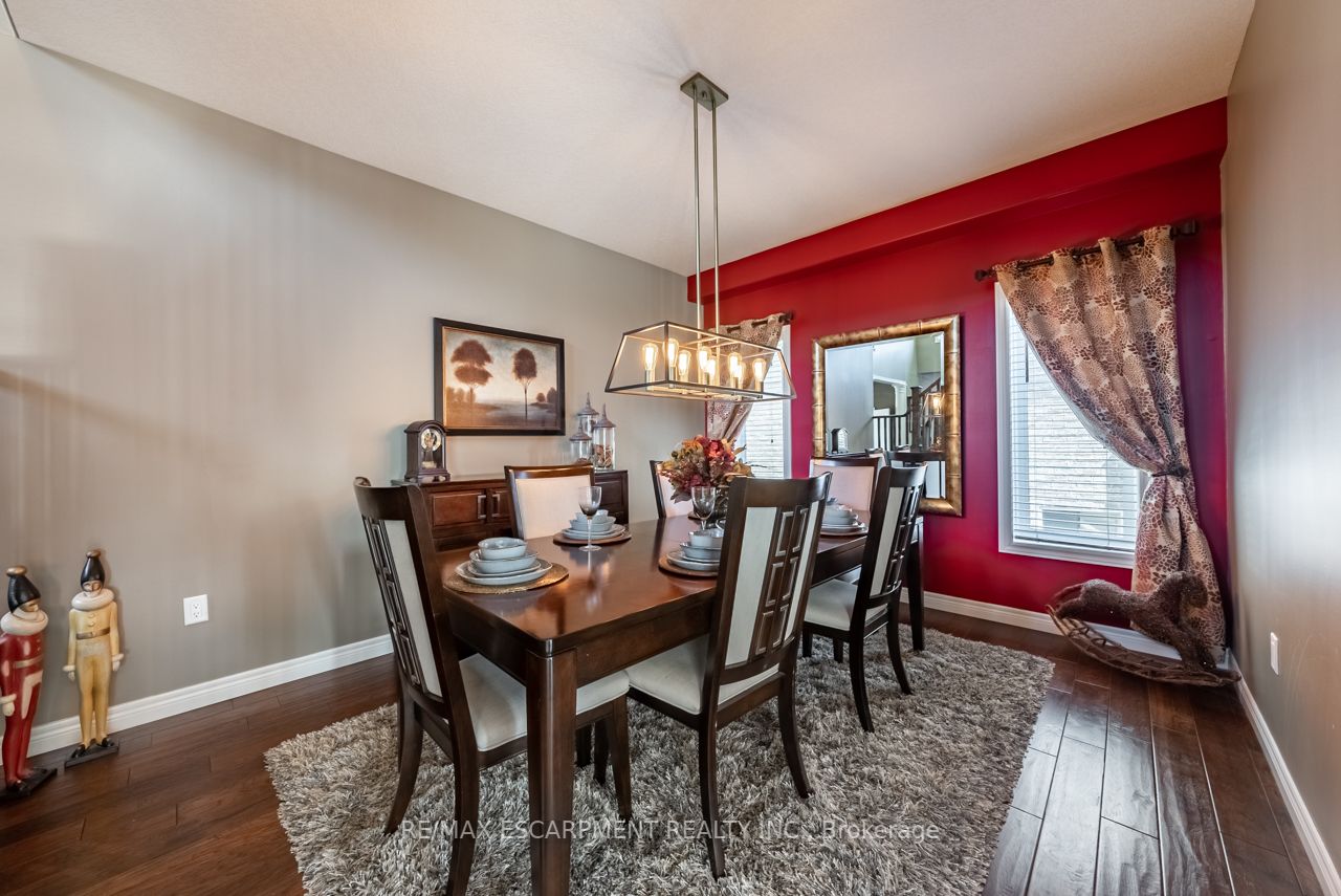 252 Westbank Tr