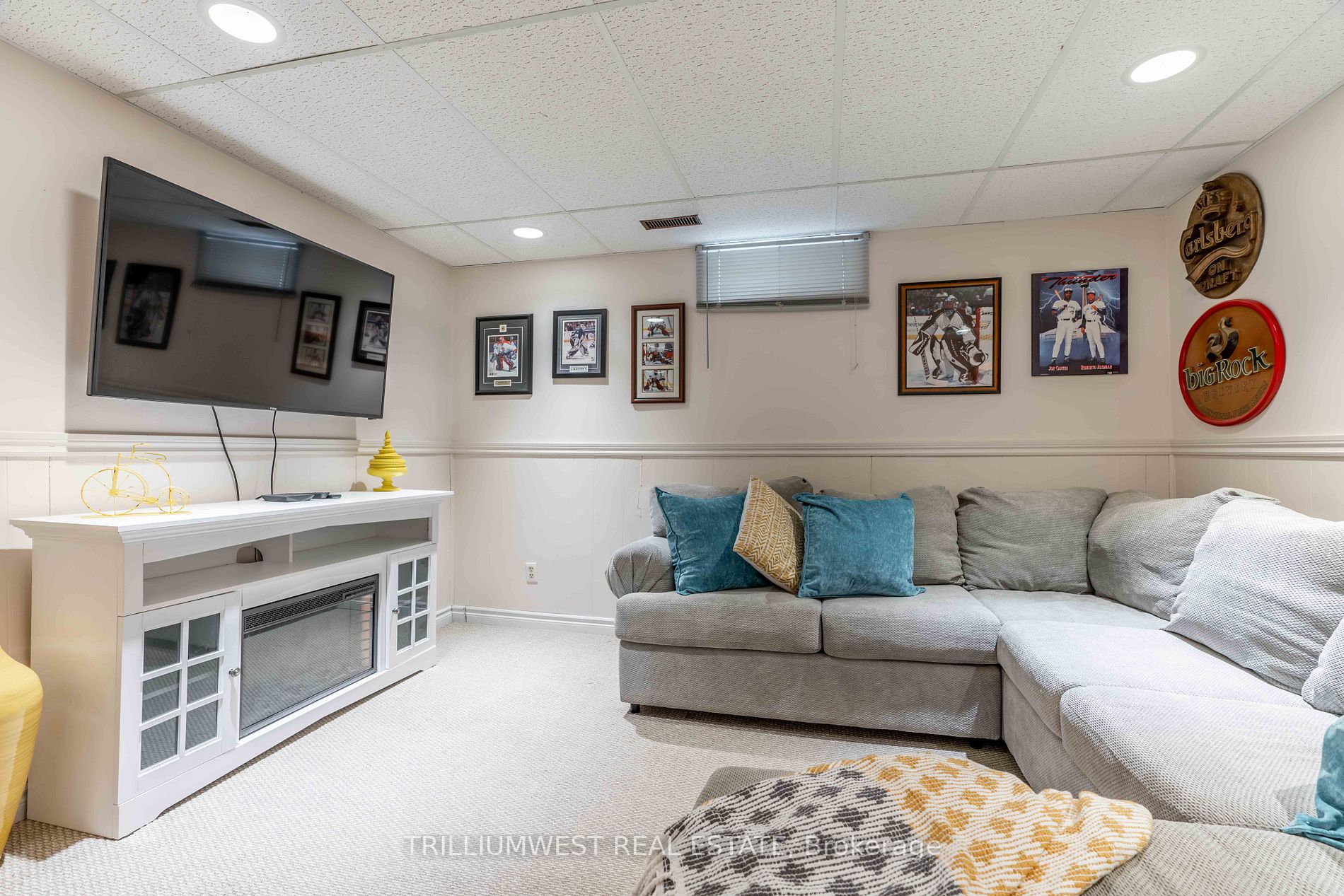 255 West Acres Drive