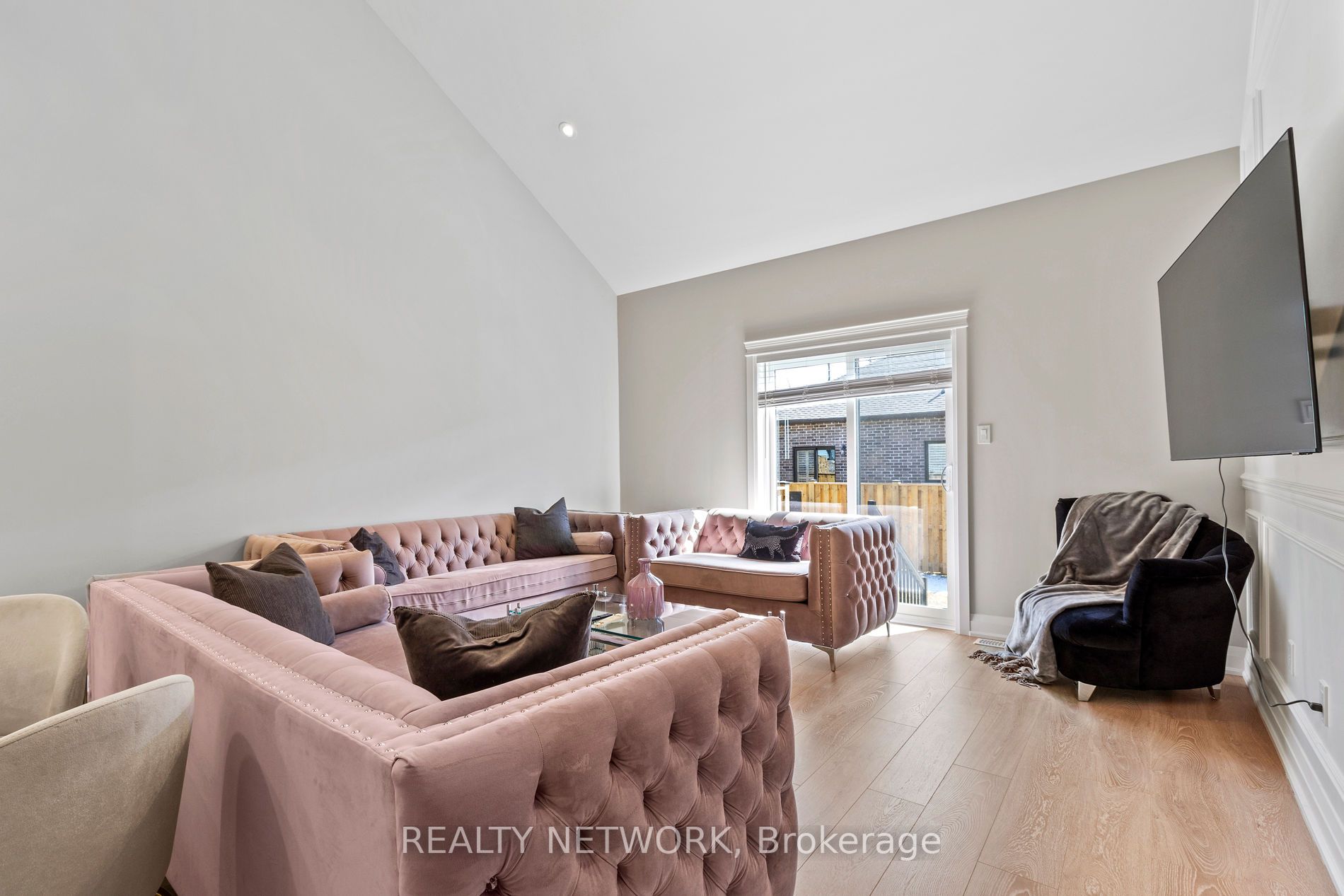 24 Tamarack Way