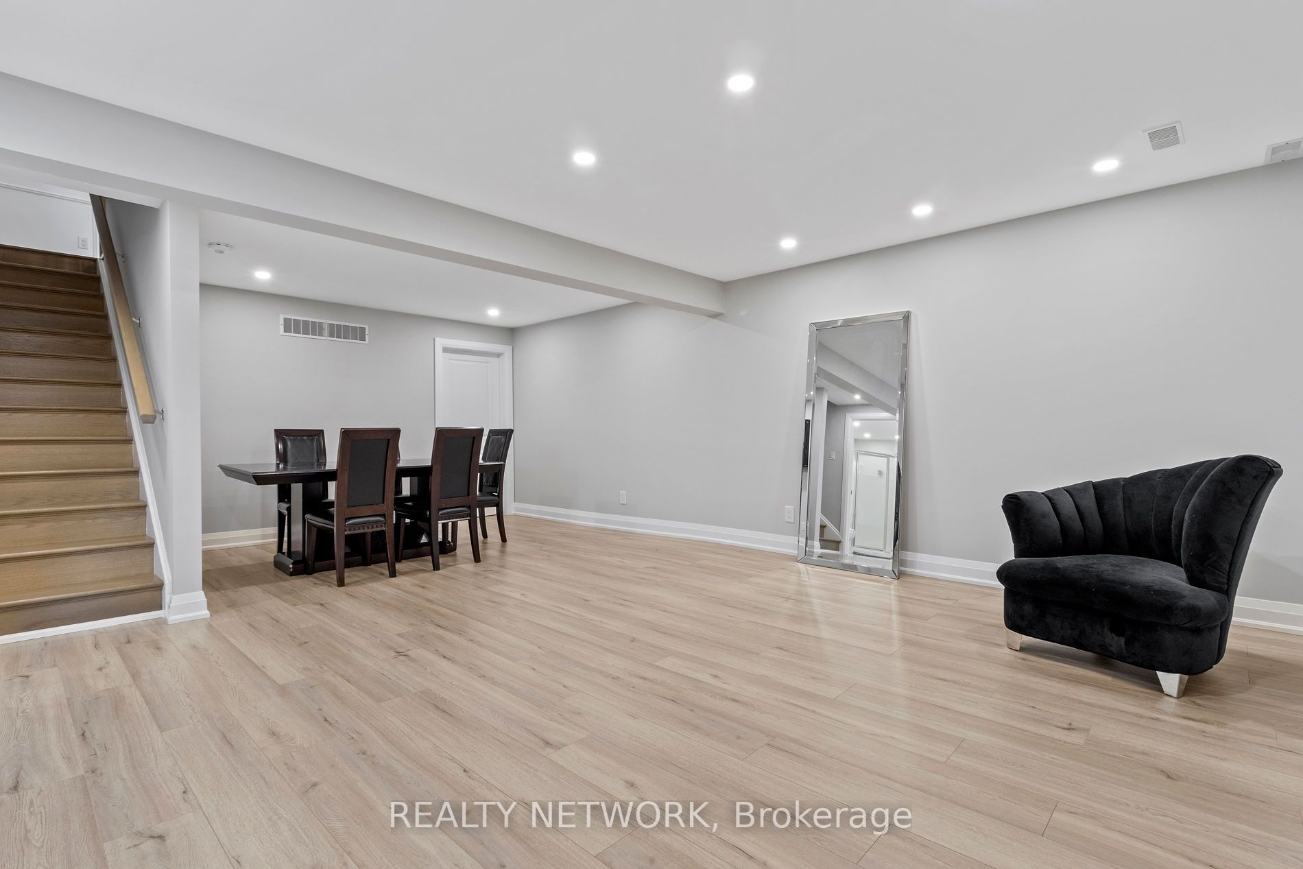 24 Tamarack Way