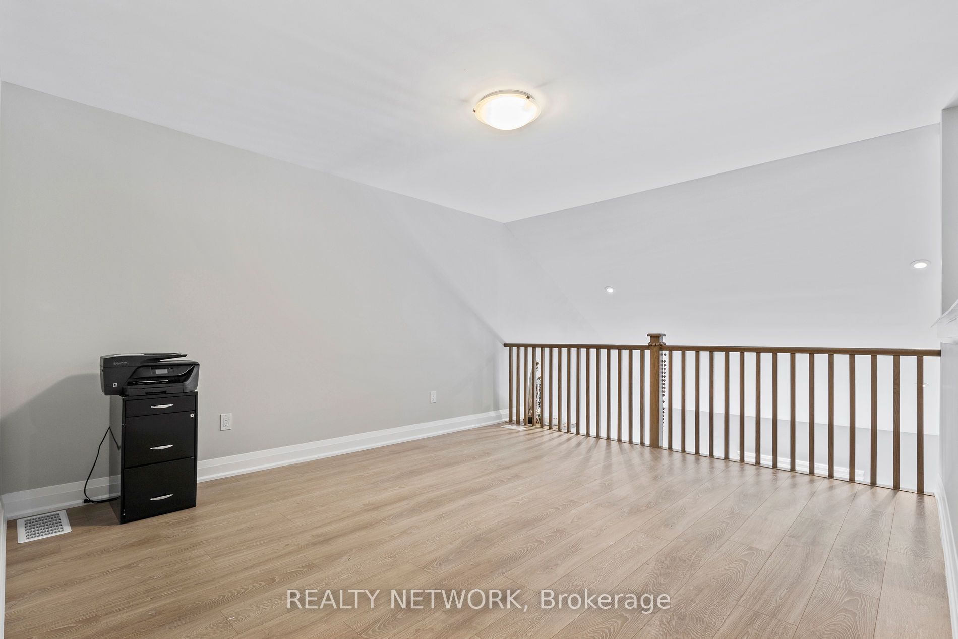 24 Tamarack Way