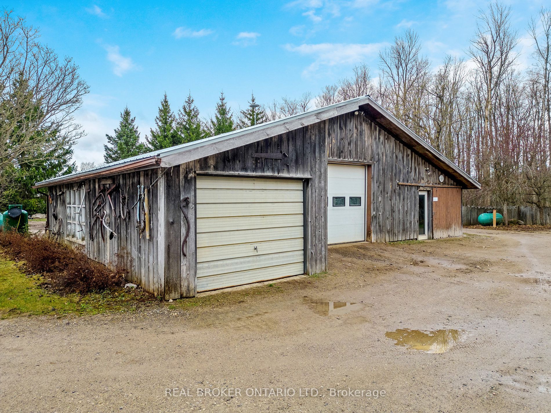 9149 Sideroad 24