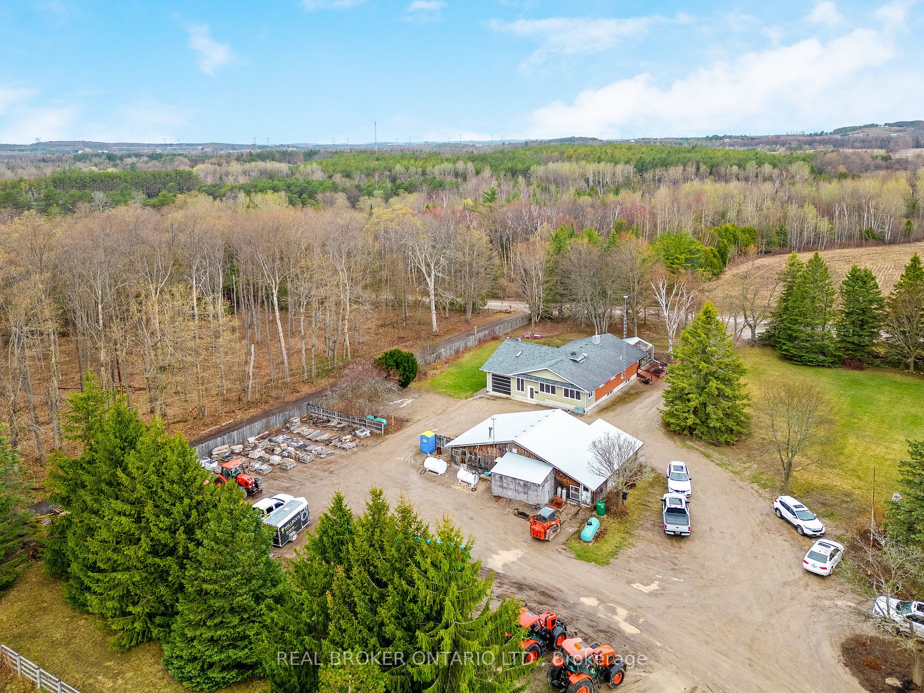 9149 Sideroad 24