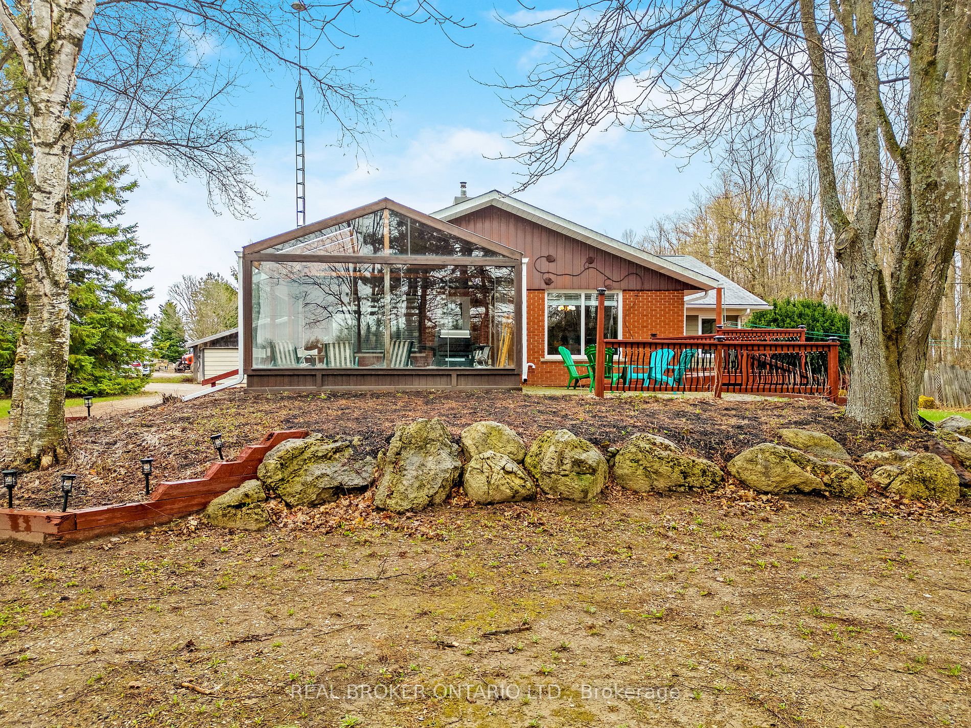 9149 Sideroad 24