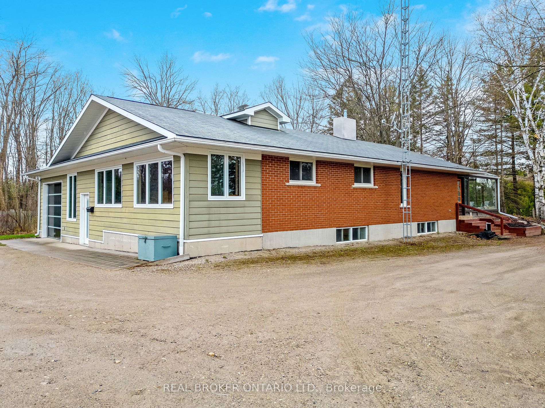 9149 Sideroad 24