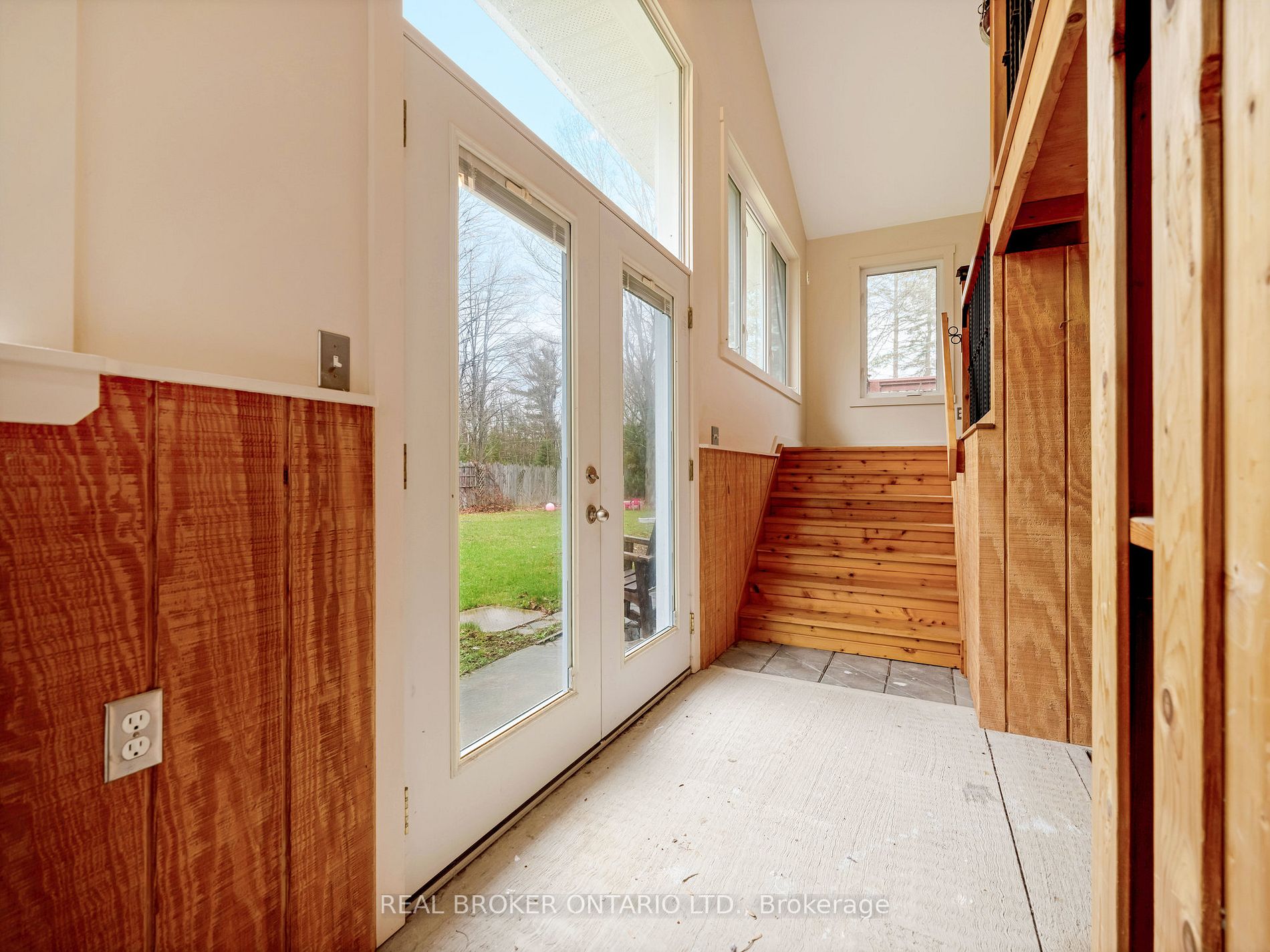 9149 Sideroad 24
