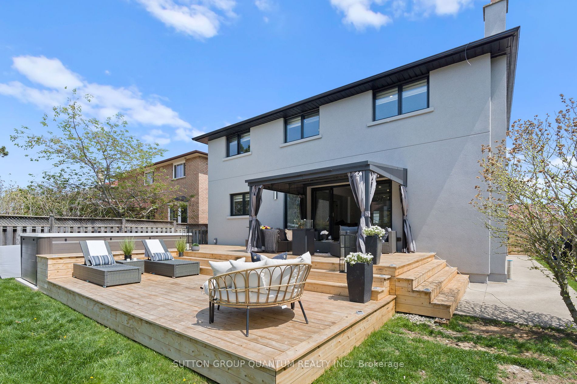 17 Clearview Dr